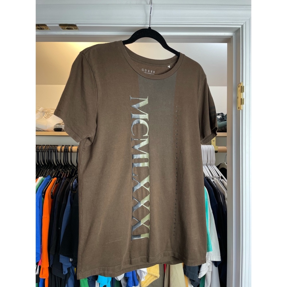 Brown Guess T Shirt